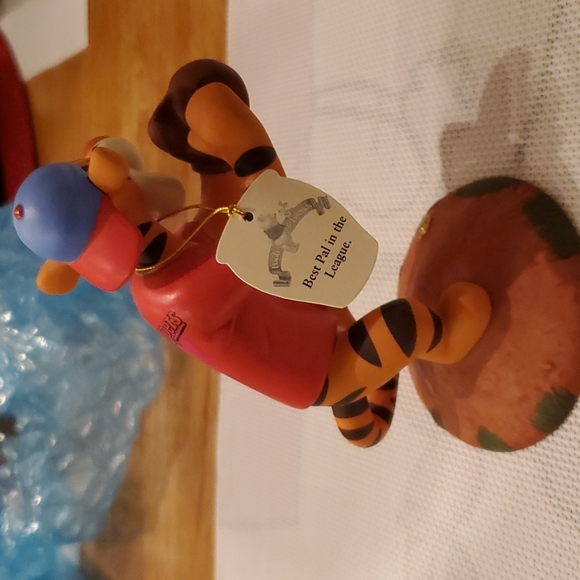 Pooh & Friends by Disney - Picture 3 of 6